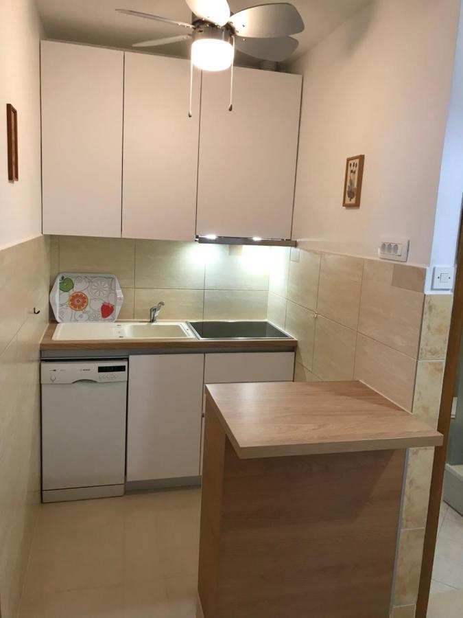 Bava Appartement Ugljan Buitenkant foto